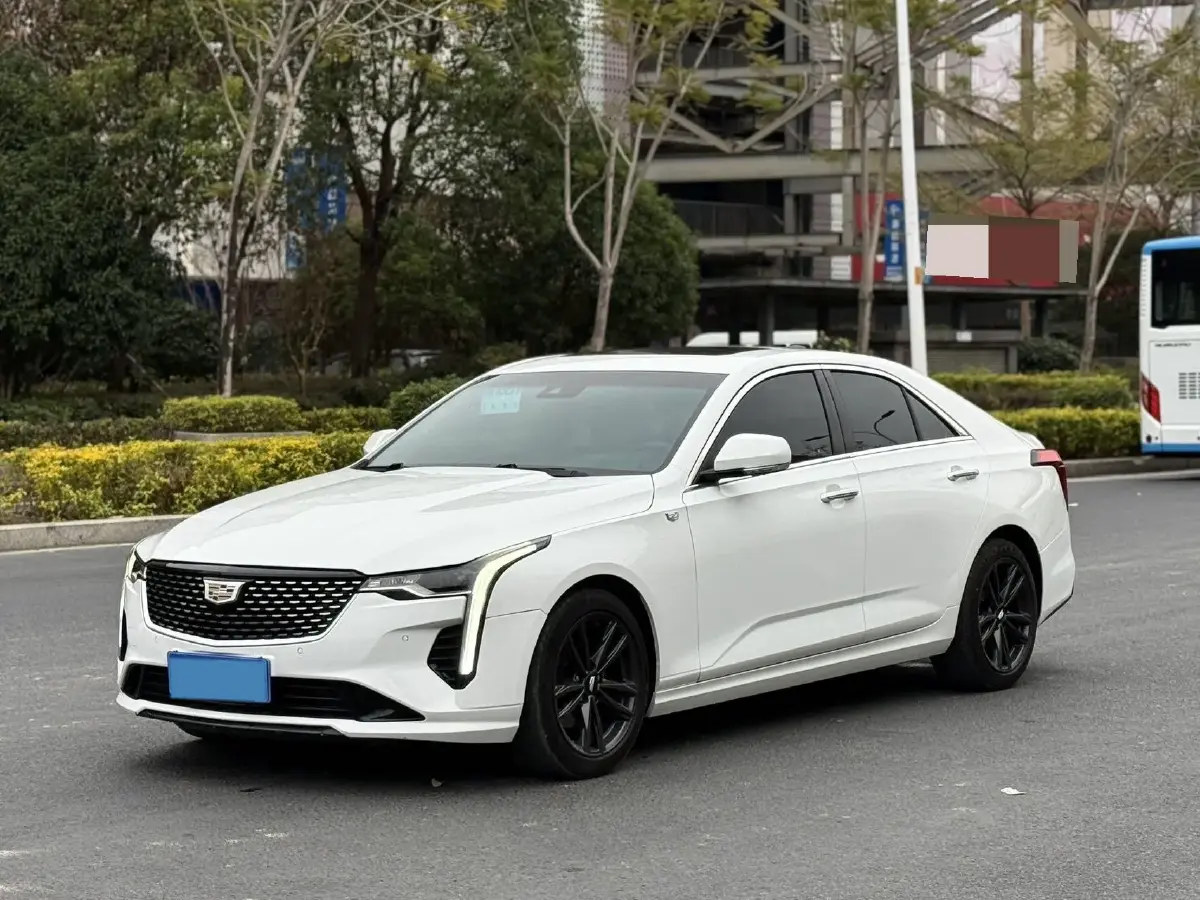 2022 Cadillac CT4 2.0T 237HP L4 8AT