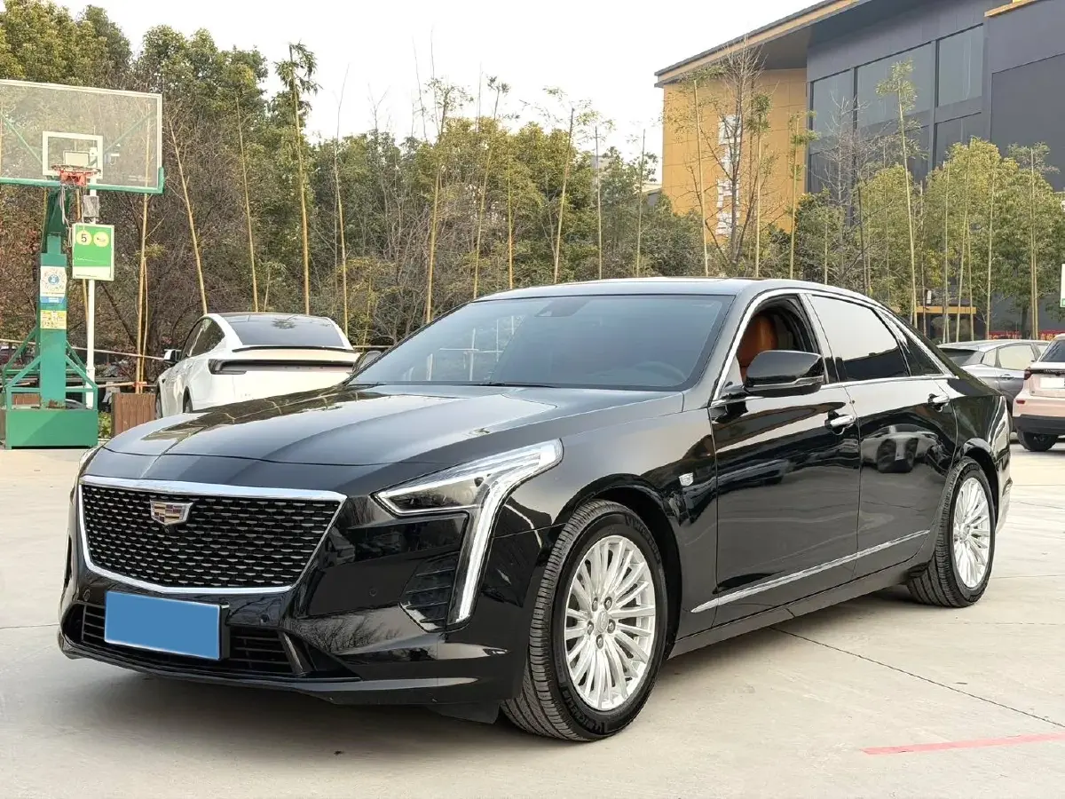 2022 Cadillac CT6 2.0T 237HP L4 10AT