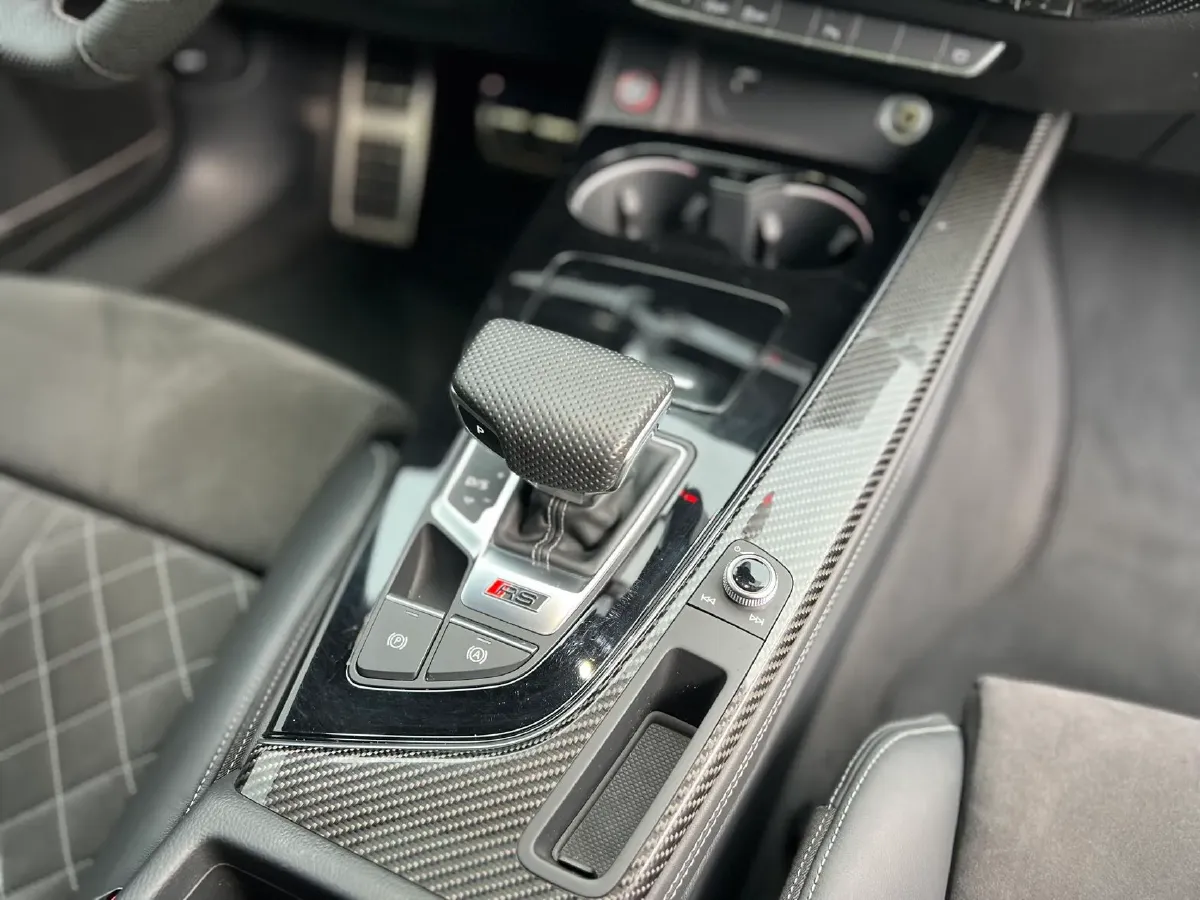 2020 Audi RS 5 2.9T 450HP V6 8AT,autocango,china used car exporter,china ev exporter,chinese used car exporter,chinese used ev exporter