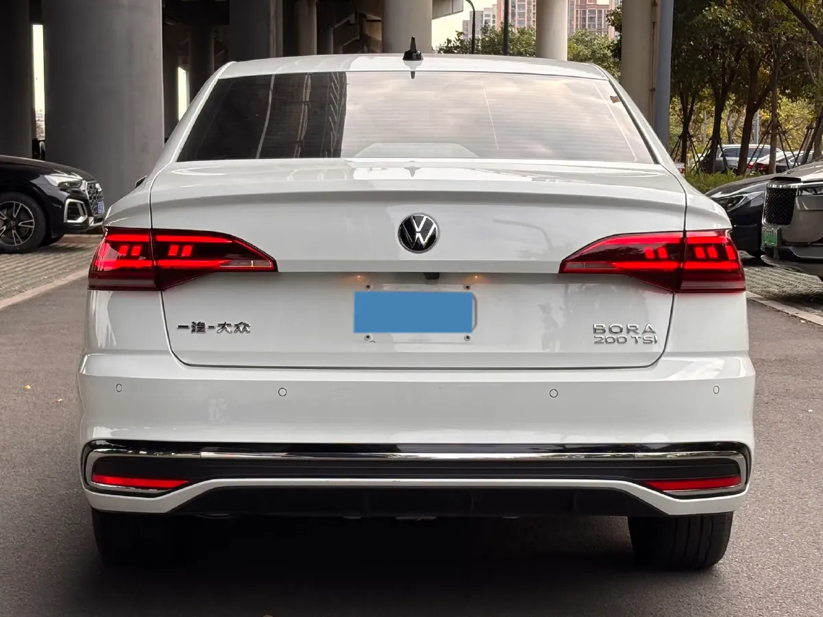 2023 Volkswagen Bora 1.2T 116HP L4 7DCT,autocango,china used car exporter,china ev exporter,chinese used car exporter,chinese used ev exporter