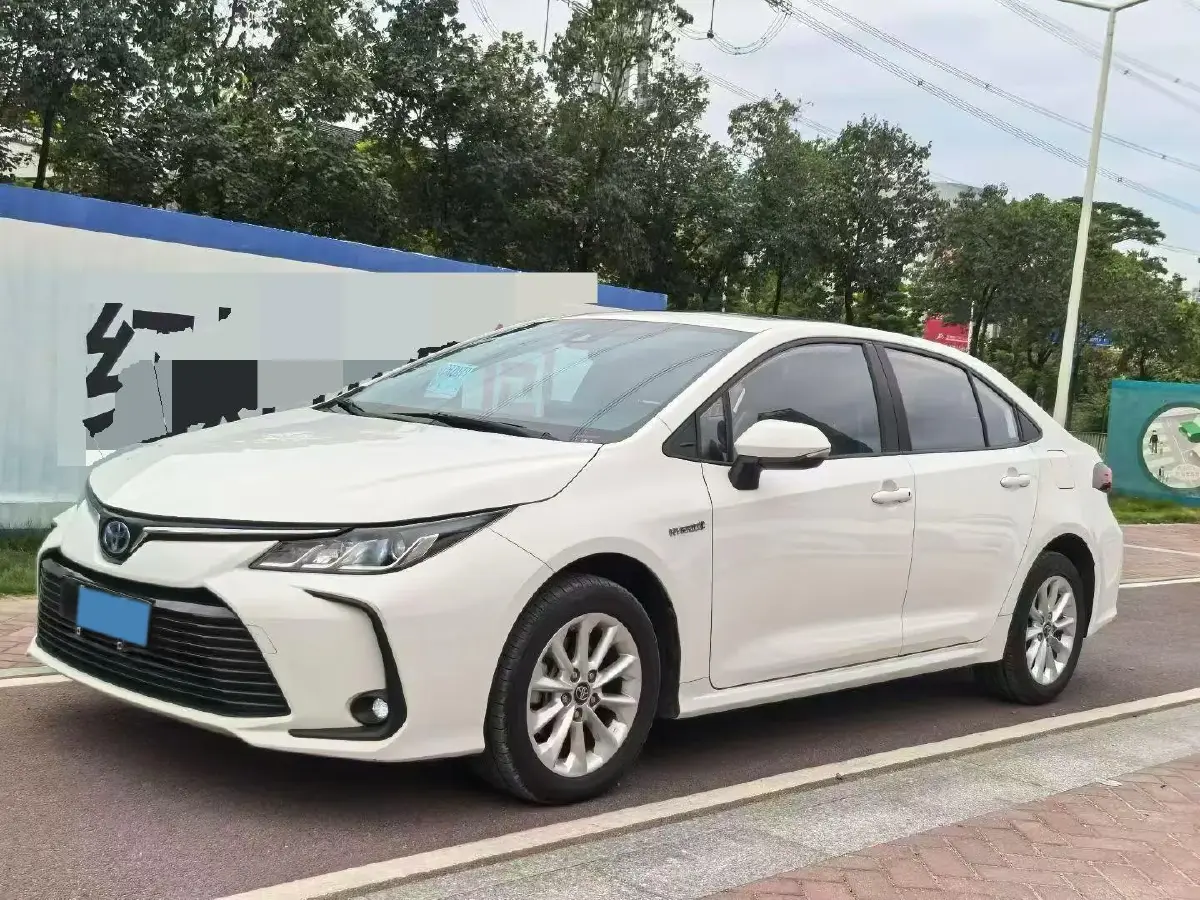 2022 Toyota Corolla 1.8L 98HP L4 E-CVT Hybrid