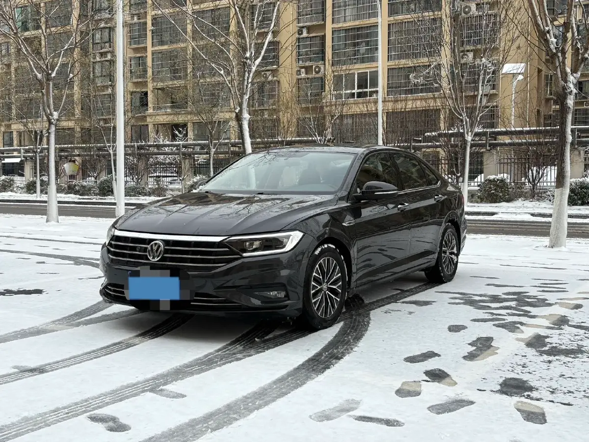2020 Volkswagen Sagitar 1.4T 150HP L4 7DCT
