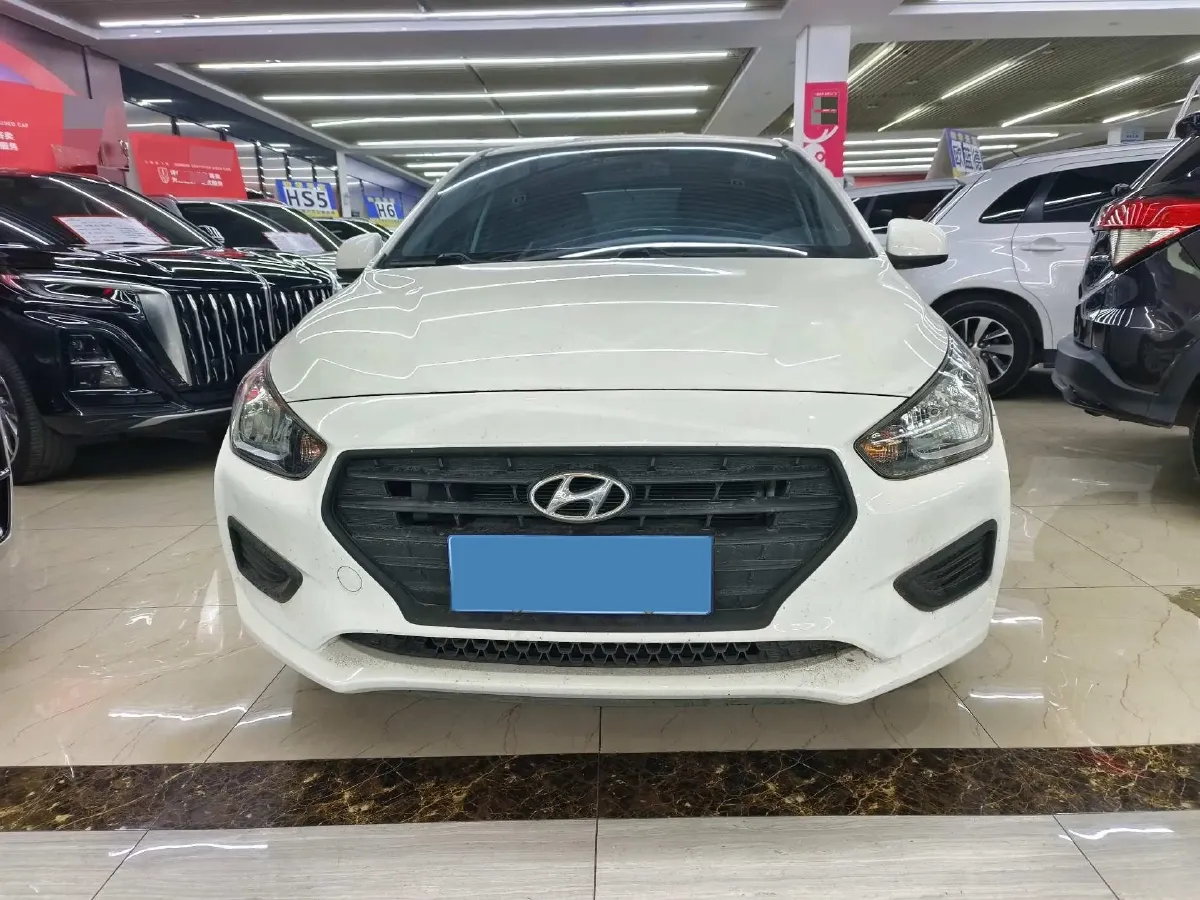 2017 Hyundai Verna RV 1.4L 100HP L4 6AT,autocango,china used car exporter,china ev exporter,chinese used car exporter,chinese used ev exporter