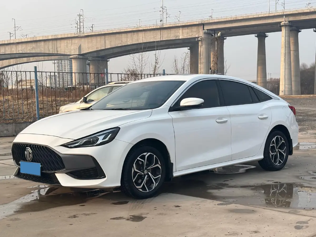 2022 MG 5 1.5L 120HP L4 5MT