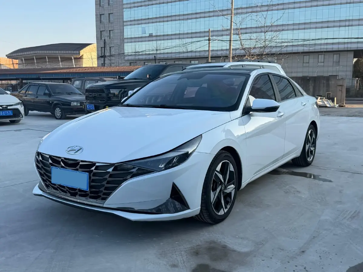 2021 Hyundai Elantra 1.5L 115HP L4 CVT