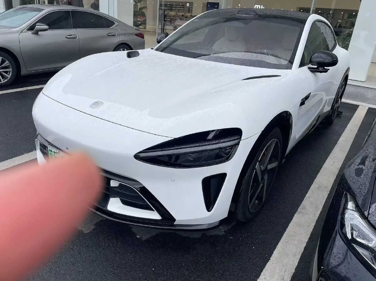 2025 MI YU7 BEV 101.7KWH