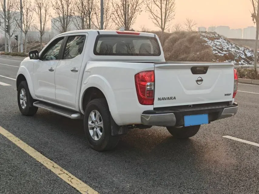 2023 Nissan Navara 2.5L 190HP L4 7AT,autocango,china used car exporter,china ev exporter,chinese used car exporter,chinese used ev exporter