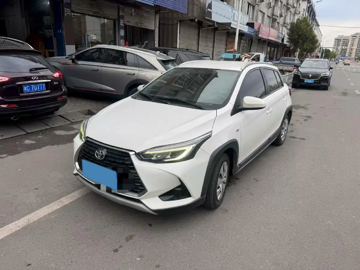 2020 Toyota Yaris L 1.5L 110HP L4 CVT
