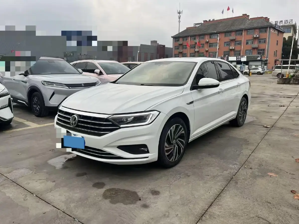 2022 Volkswagen Sagitar 1.4T 150HP L4 7DCT