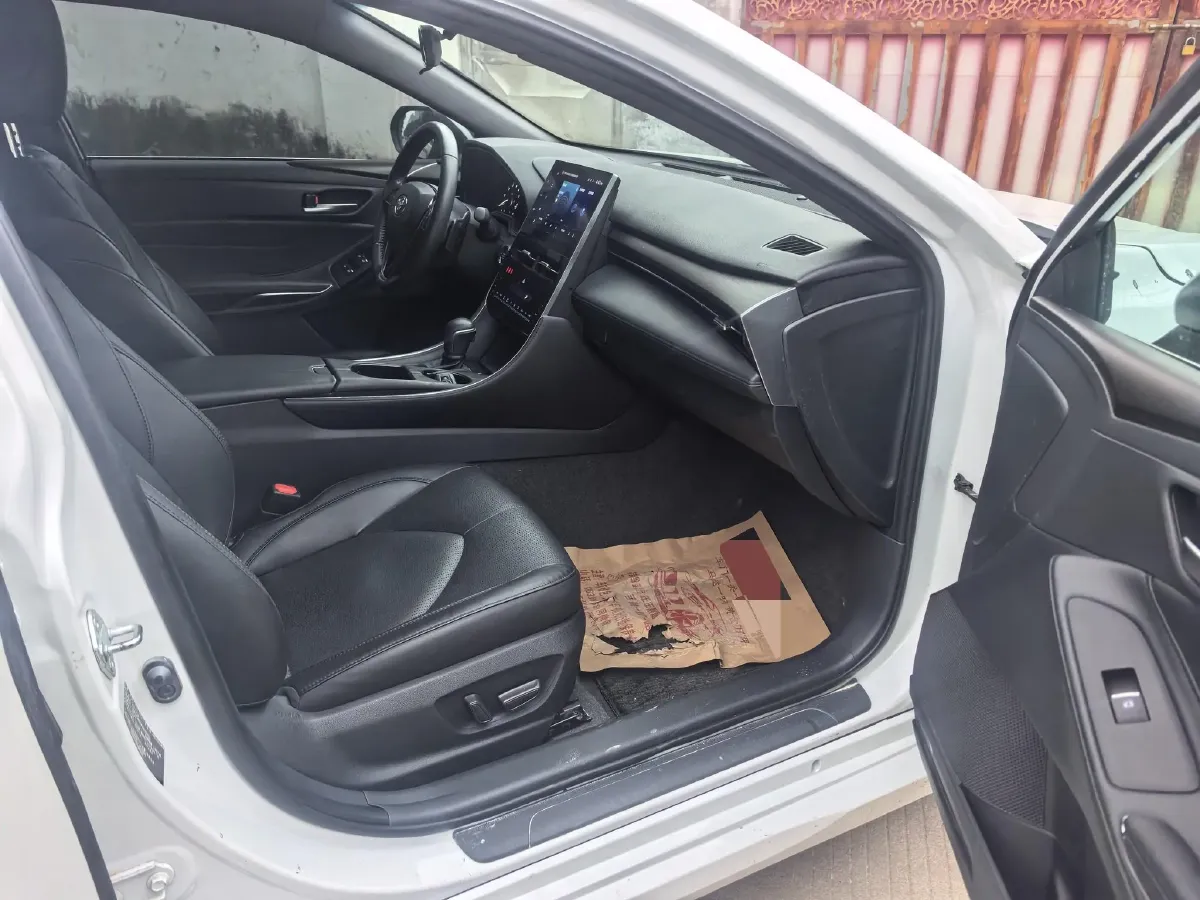 2023 Toyota Avalon 2.5L 207HP L4 8AT,autocango,china used car exporter,china ev exporter,chinese used car exporter,chinese used ev exporter