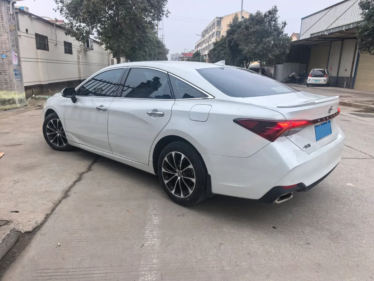 2023 Toyota Avalon 2.5L 207HP L4 8AT,autocango,china used car exporter,china ev exporter,chinese used car exporter,chinese used ev exporter