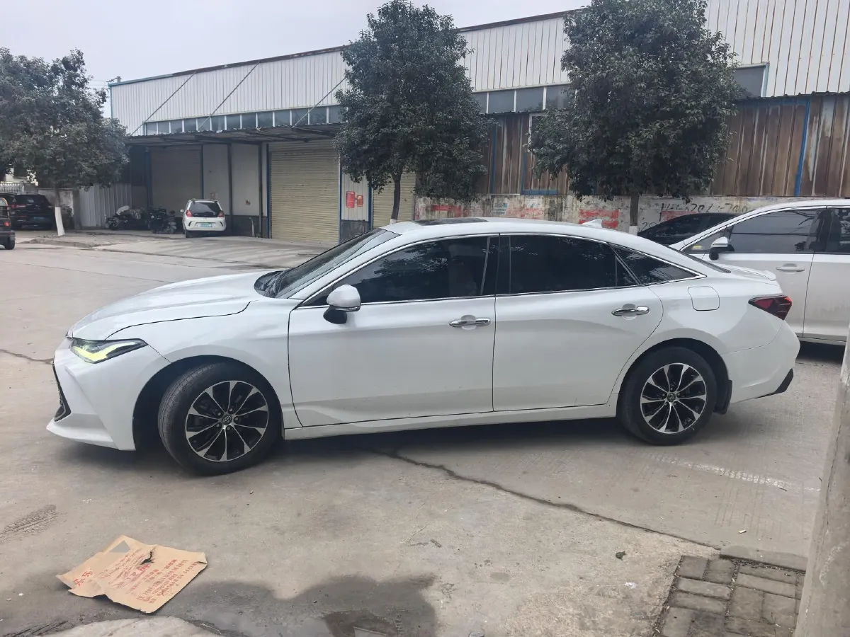 2023 Toyota Avalon 2.5L 207HP L4 8AT,autocango,china used car exporter,china ev exporter,chinese used car exporter,chinese used ev exporter
