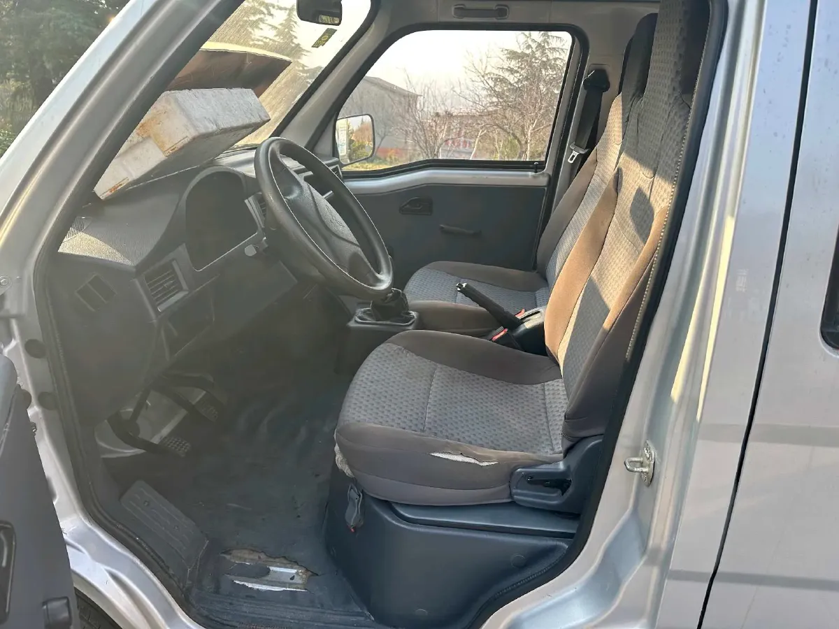 2020 WuLing ZhiGuang Mini Truck 1.2L 76HP L4 5MT,autocango,china used car exporter,china ev exporter,chinese used car exporter,chinese used ev exporter