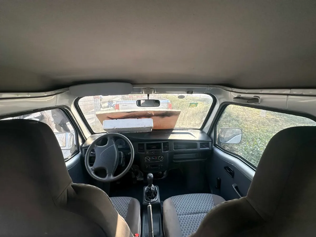 2020 WuLing ZhiGuang Mini Truck 1.2L 76HP L4 5MT,autocango,china used car exporter,china ev exporter,chinese used car exporter,chinese used ev exporter