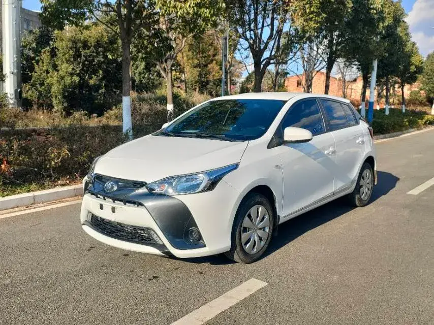 2020 Toyota Yaris L 1.5L 110HP L4 CVT