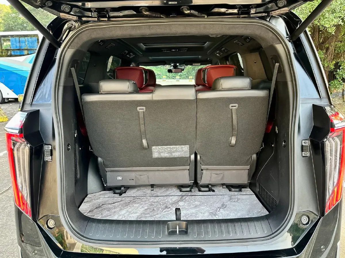 2024 GAC Trumpchi M8 2.0T 252HP L4 8AT,autocango,china used car exporter,china ev exporter,chinese used car exporter,chinese used ev exporter