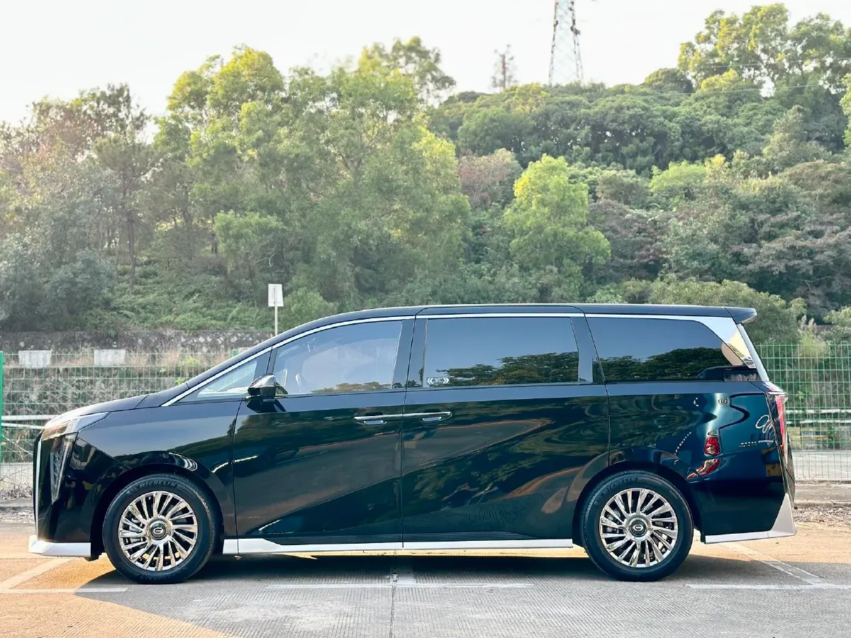 2024 GAC Trumpchi M8 2.0T 252HP L4 8AT,autocango,china used car exporter,china ev exporter,chinese used car exporter,chinese used ev exporter