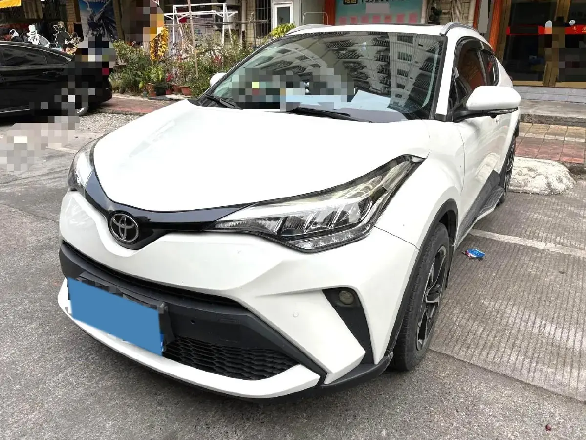 2020 Toyota C-HR 2.0L 171HP L4 CVT