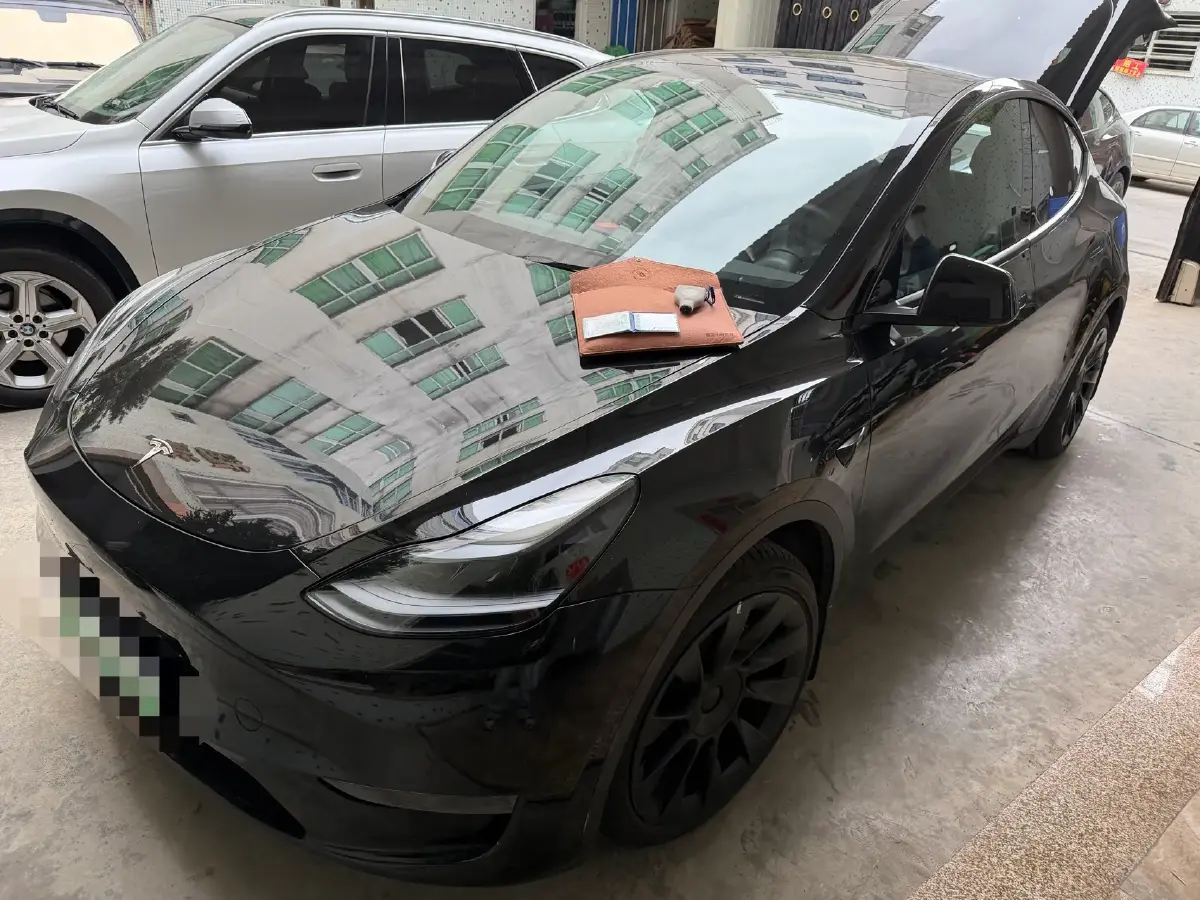 2021 Tesla Model Y BEV 60KWH