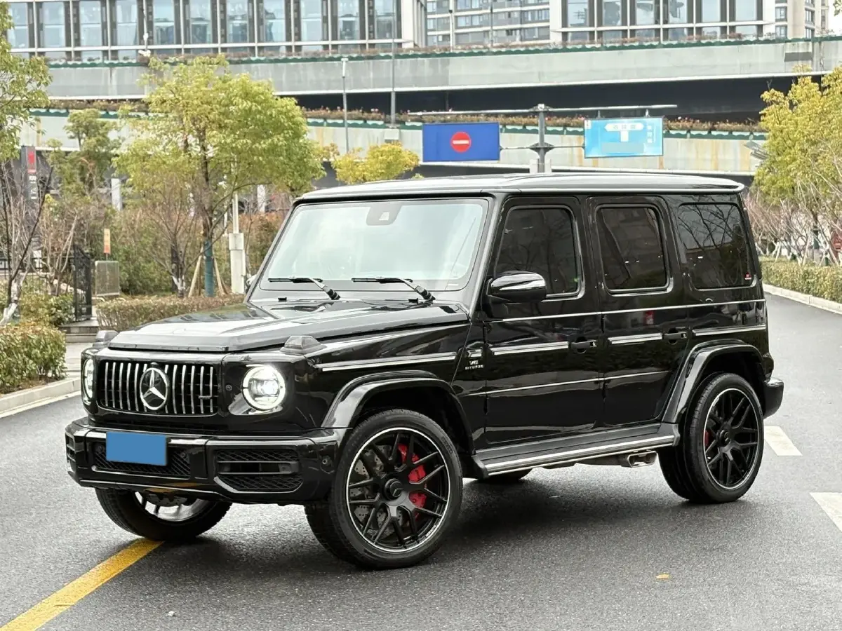 2023 Land Rover Range Rover 3.0T 360HP L6 8AT