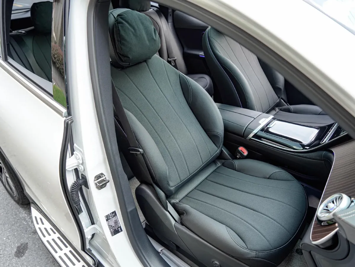 2024 Mercedes-Benz EQE SUV BEV 96.1KWH,autocango,china used car exporter,china ev exporter,chinese used car exporter,chinese used ev exporter