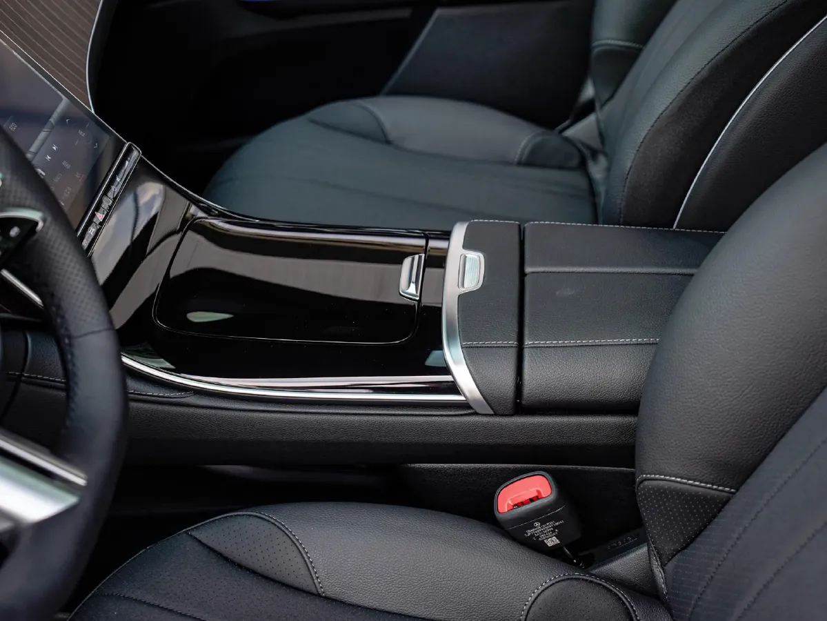 2024 Mercedes-Benz EQE SUV BEV 96.1KWH,autocango,china used car exporter,china ev exporter,chinese used car exporter,chinese used ev exporter