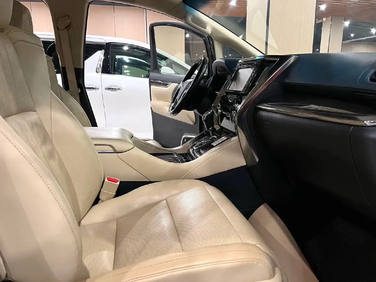 2019 Toyota Vellfire 2.5L 117HP L4 E-CVT Hybrid,autocango,china used car exporter,china ev exporter,chinese used car exporter,chinese used ev exporter