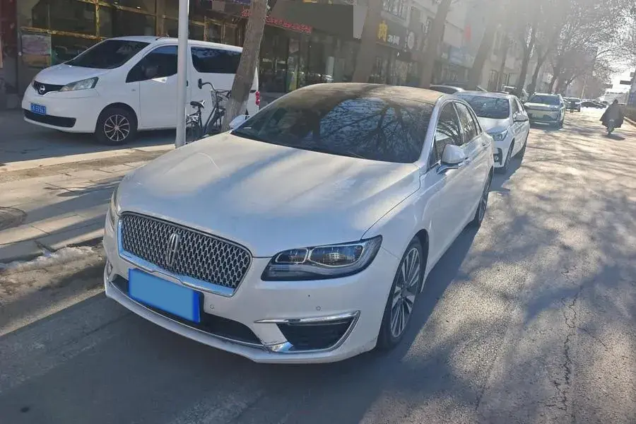 2017 Lincoln MKZ 2.0T 253HP L4 6AT