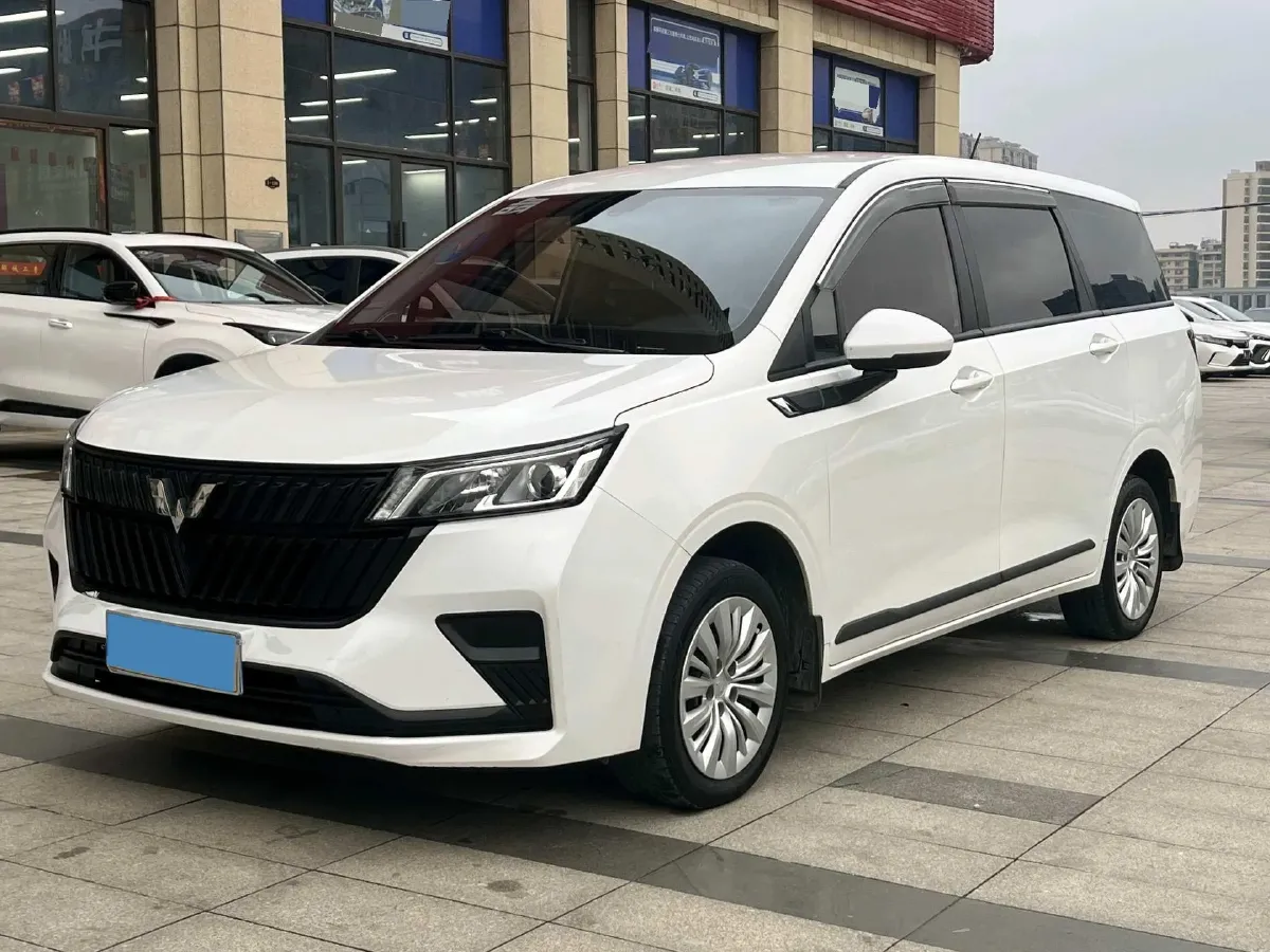 2022 WuLing JiaChen 1.5L 99HP L4 6MT,autocango,china used car exporter,china ev exporter,chinese used car exporter,chinese used ev exporter