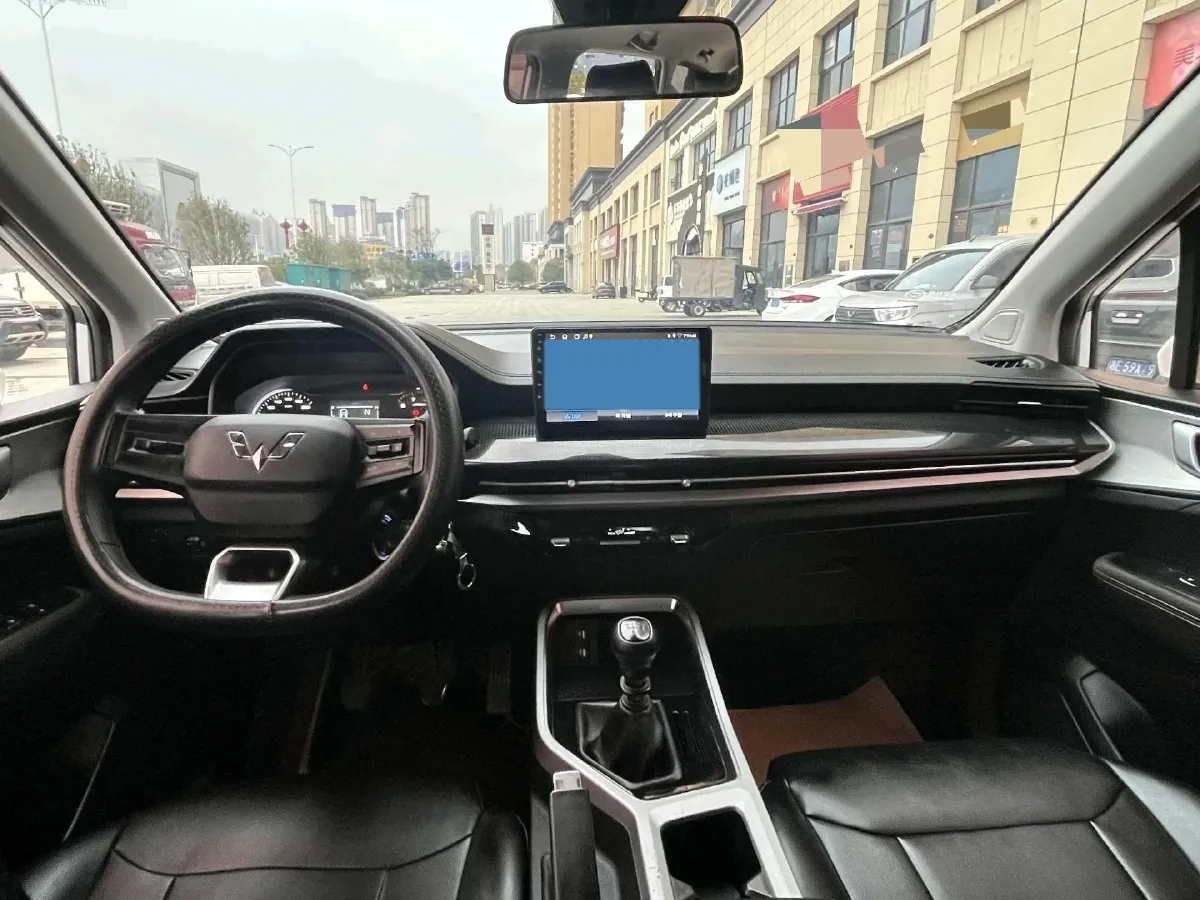 2022 WuLing JiaChen 1.5L 99HP L4 6MT,autocango,china used car exporter,china ev exporter,chinese used car exporter,chinese used ev exporter