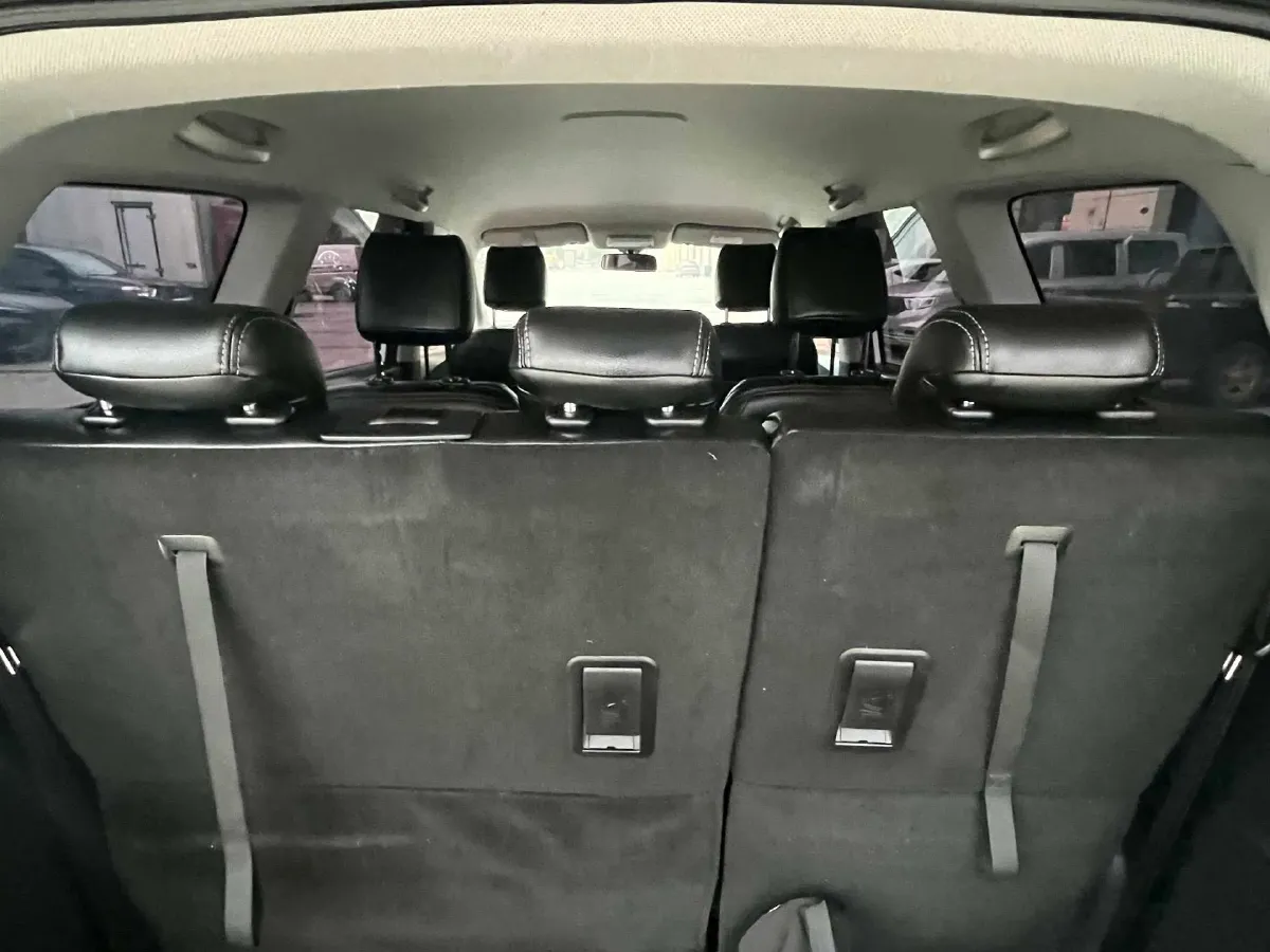 2022 WuLing JiaChen 1.5L 99HP L4 6MT,autocango,china used car exporter,china ev exporter,chinese used car exporter,chinese used ev exporter