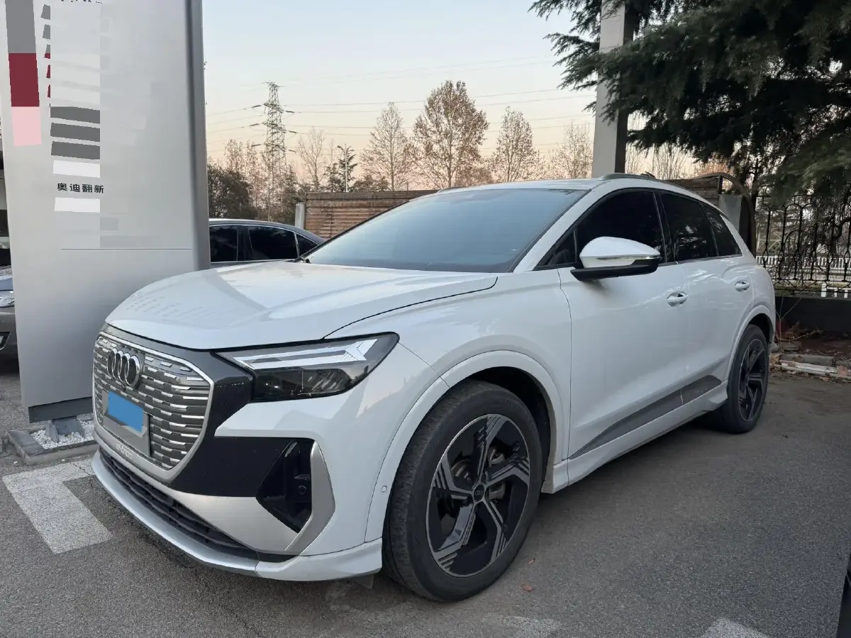 2023 Audi Q4 e-tron BEV 84.8KWH