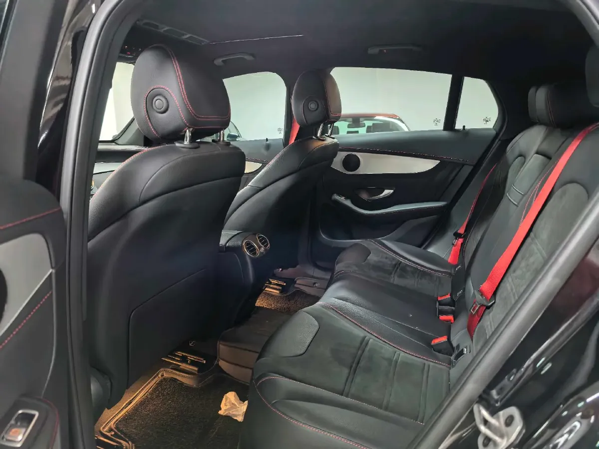 2022 Mercedes-Benz GLC Coupe AMG 3.0T 390HP V6 9AT,autocango,china used car exporter,china ev exporter,chinese used car exporter,chinese used ev exporter