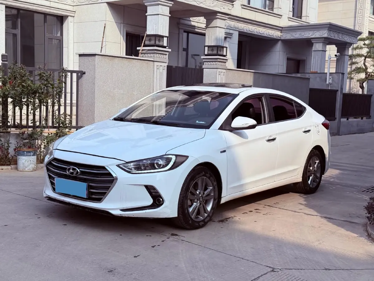 2016 Hyundai Elantra 1.4T 130HP L4 7DCT