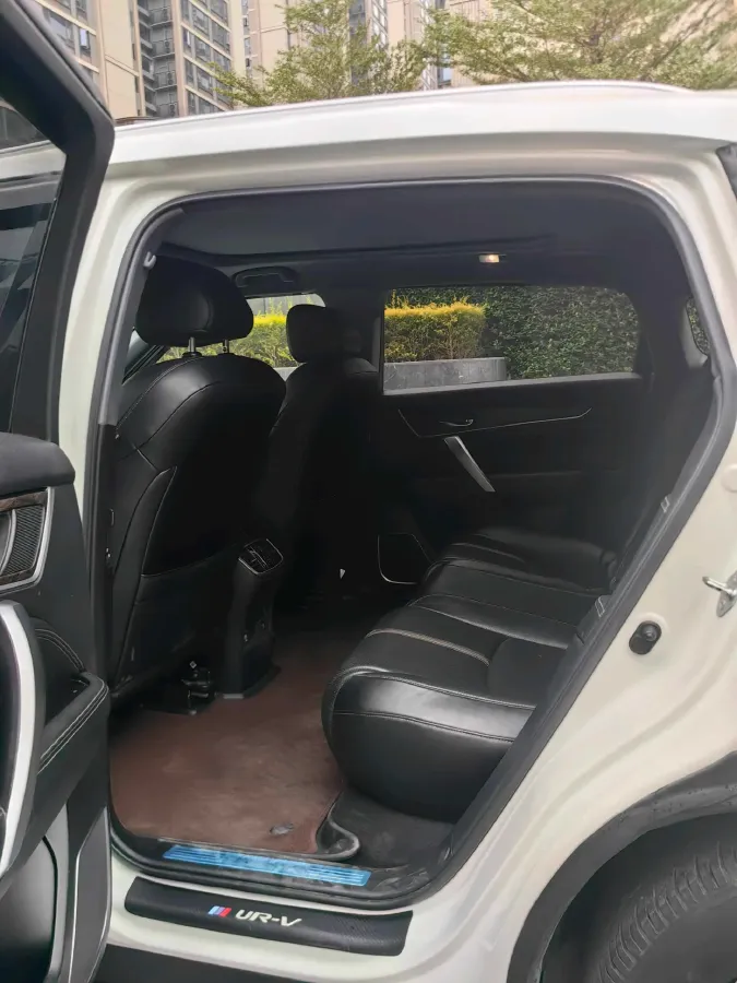 2020 Honda UR-V 2.0T 272HP L4 9AT,autocango,china used car exporter,china ev exporter,chinese used car exporter,chinese used ev exporter