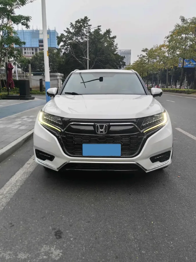 2020 Honda UR-V 2.0T 272HP L4 9AT,autocango,china used car exporter,china ev exporter,chinese used car exporter,chinese used ev exporter