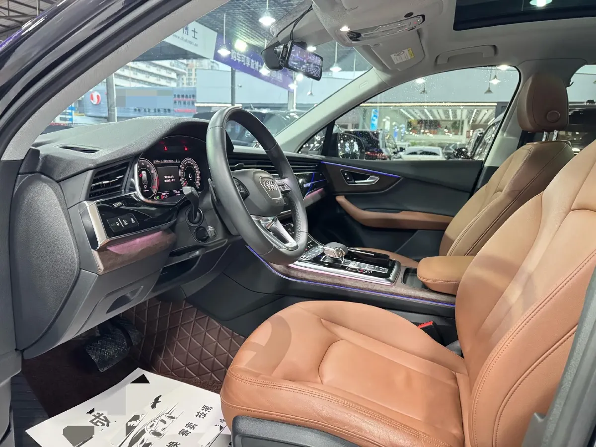 2021 Audi Q7 2.0T 245HP L4 8AT,autocango,china used car exporter,china ev exporter,chinese used car exporter,chinese used ev exporter