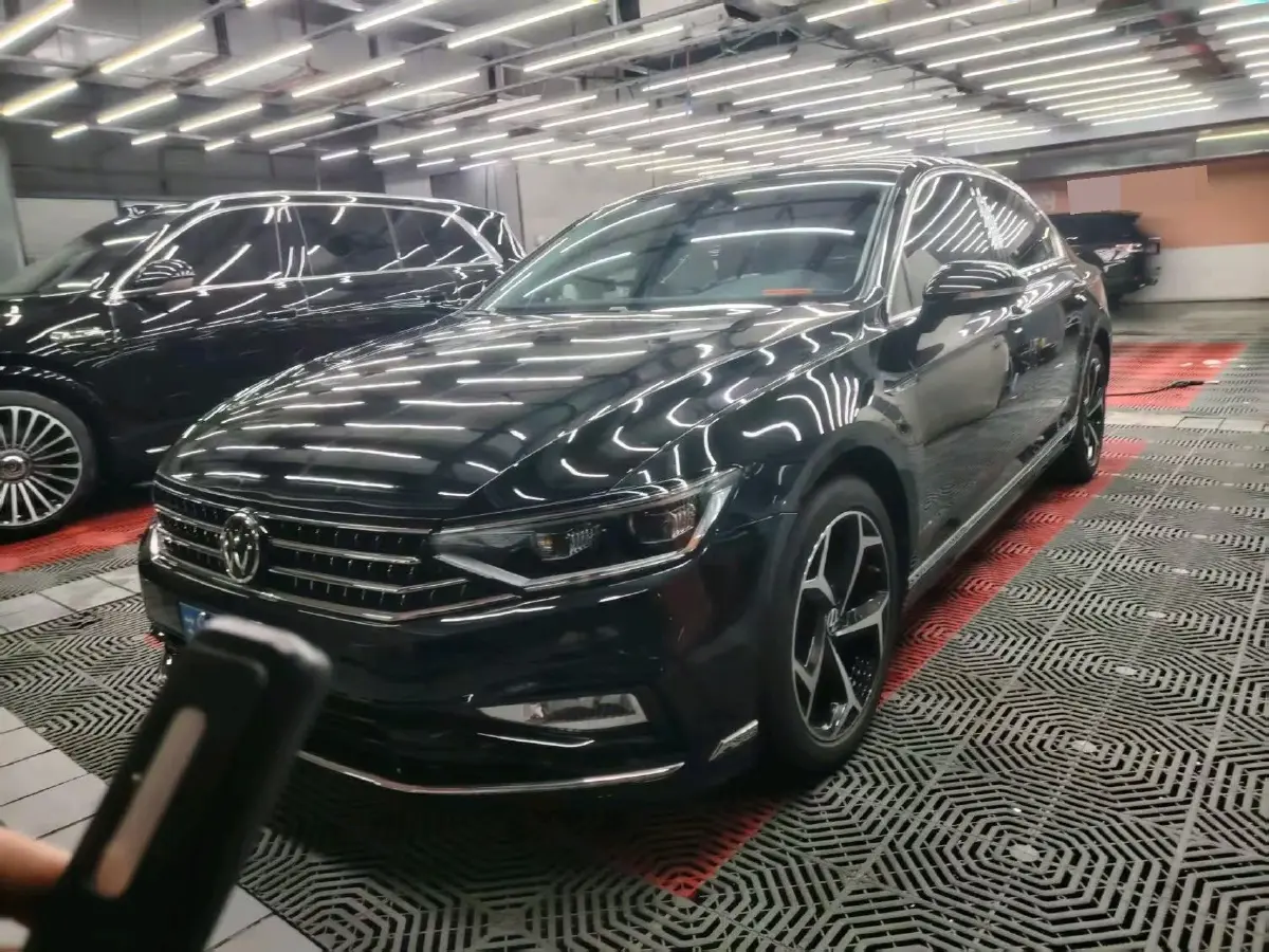 2023 Volkswagen Magotan 2.0T 186HP L4 7DCT