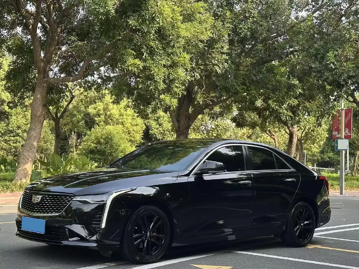 2021 Cadillac CT4 2.0T 237HP L4 8AT