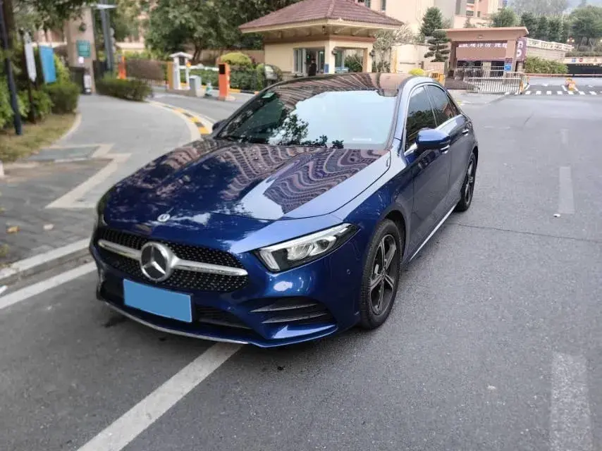 2022 Mercedes-Benz A Class 1.3T 163HP L4 7DCT