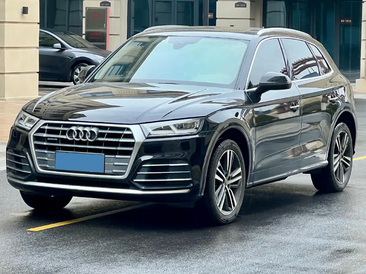 2018 Audi Q5L 2.0T 190HP L4 7DCT