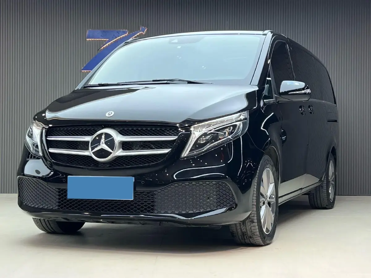 2021 Mercedes-Benz V Class 2.0T 211HP L4 9AT