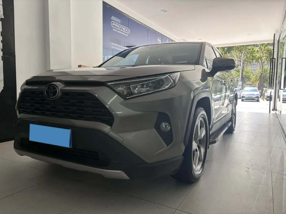 2021 Toyota RAV4 2.0L 171HP L4 CVT