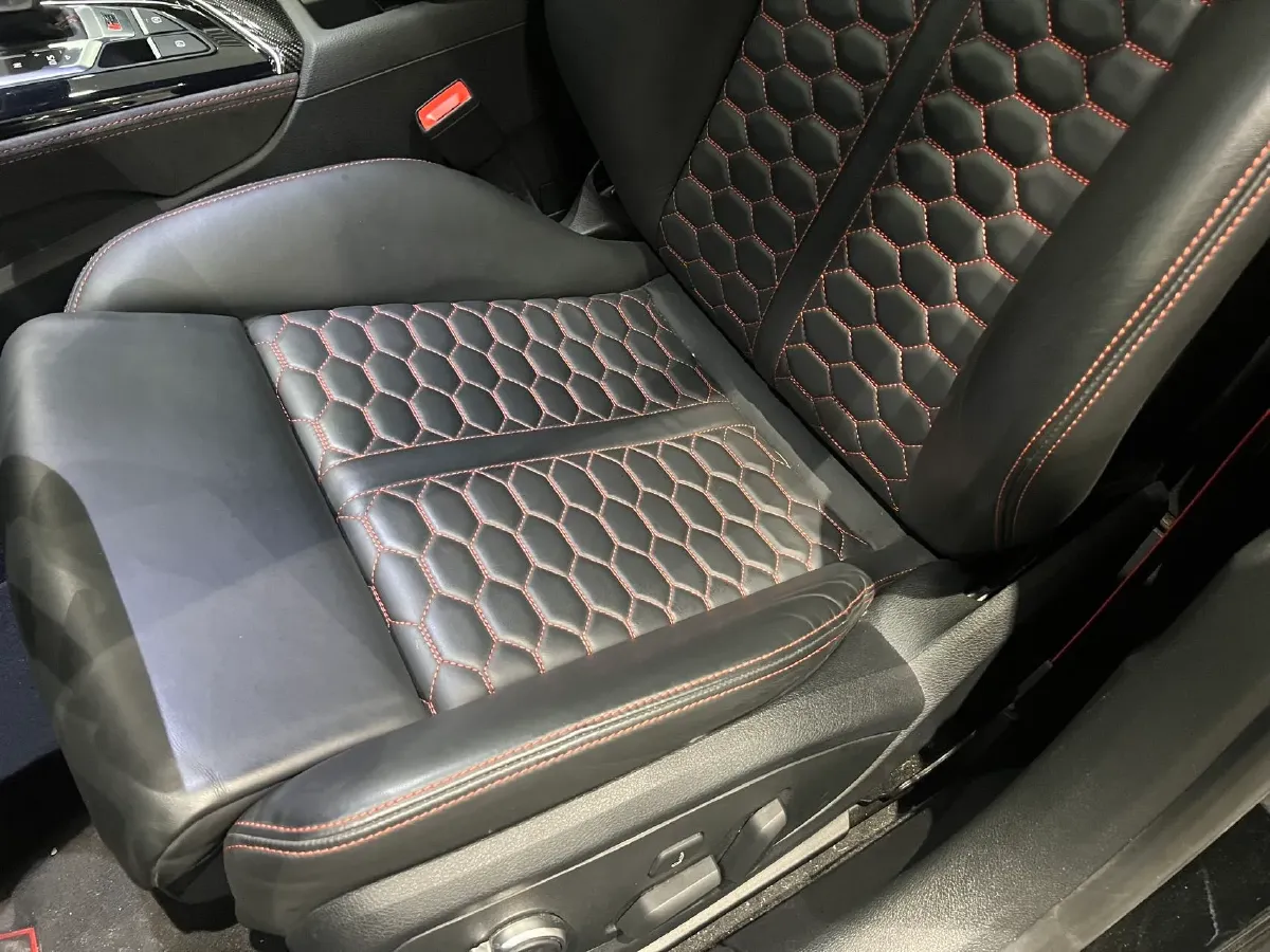 2023 Audi RS 5 2.9T 450HP V6 8AT,autocango,china used car exporter,china ev exporter,chinese used car exporter,chinese used ev exporter