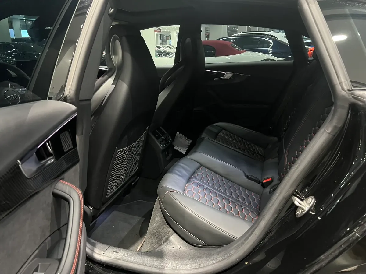 2023 Audi RS 5 2.9T 450HP V6 8AT,autocango,china used car exporter,china ev exporter,chinese used car exporter,chinese used ev exporter