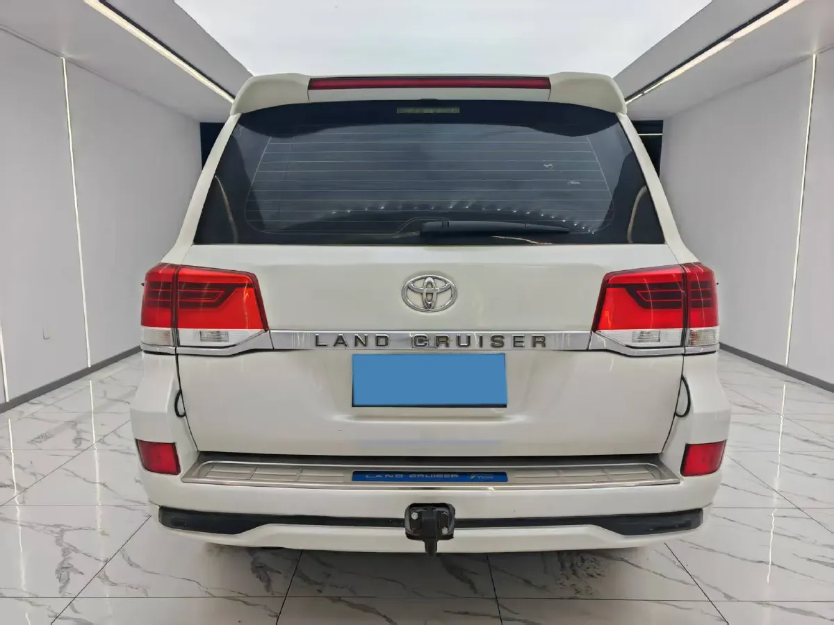 2015 Toyota Land Cruiser 4.0L 275HP V6 5AT,autocango,china used car exporter,china ev exporter,chinese used car exporter,chinese used ev exporter