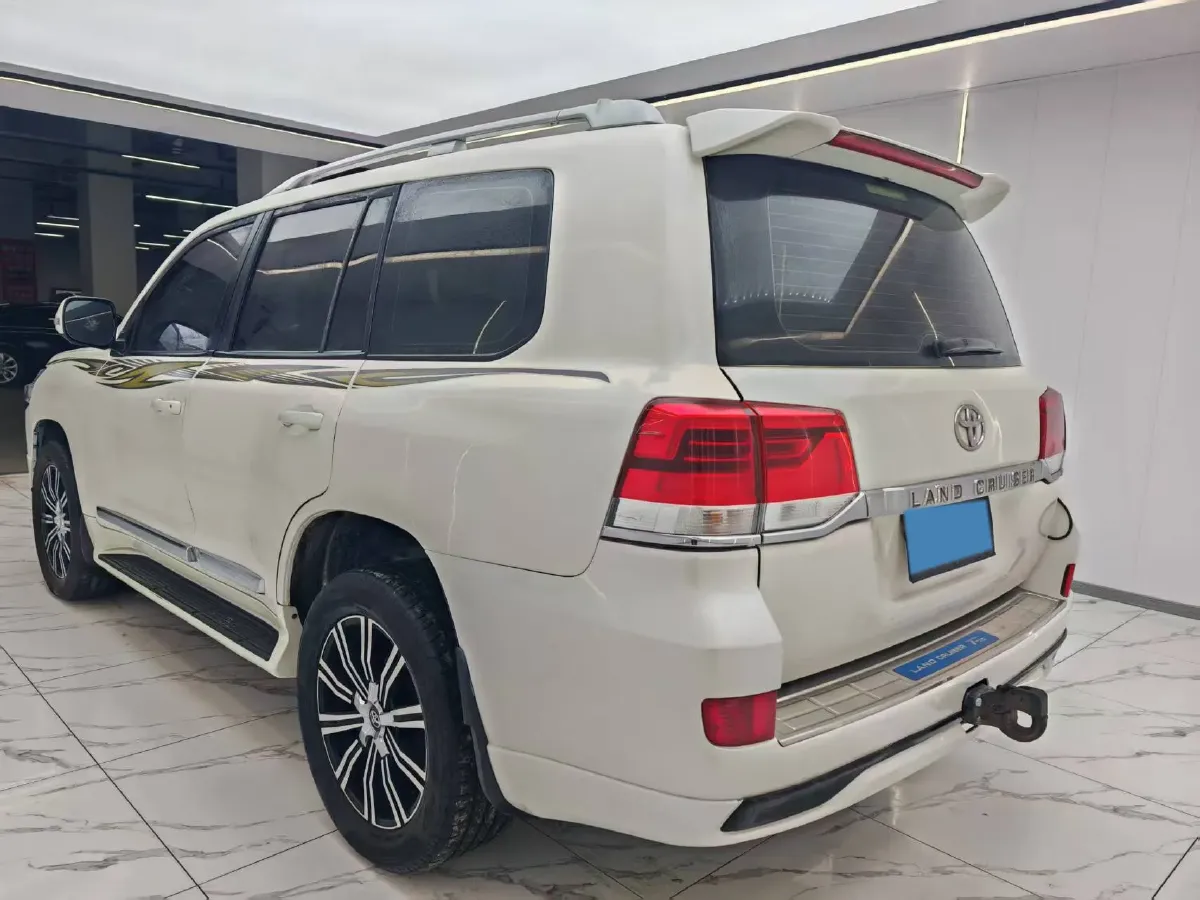 2015 Toyota Land Cruiser 4.0L 275HP V6 5AT,autocango,china used car exporter,china ev exporter,chinese used car exporter,chinese used ev exporter