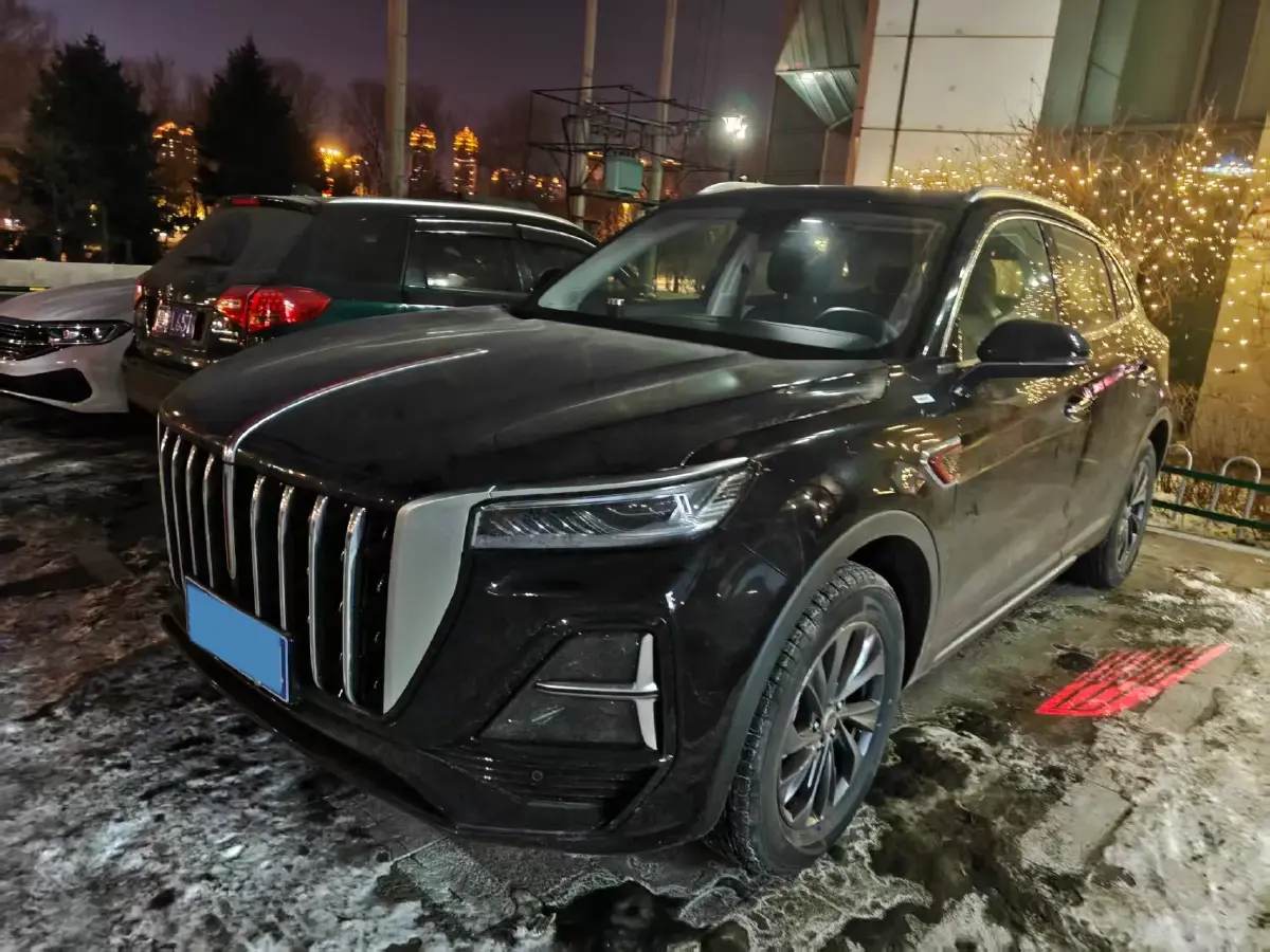 2025 HongQi HS5 2.0T 252HP L4 8AT