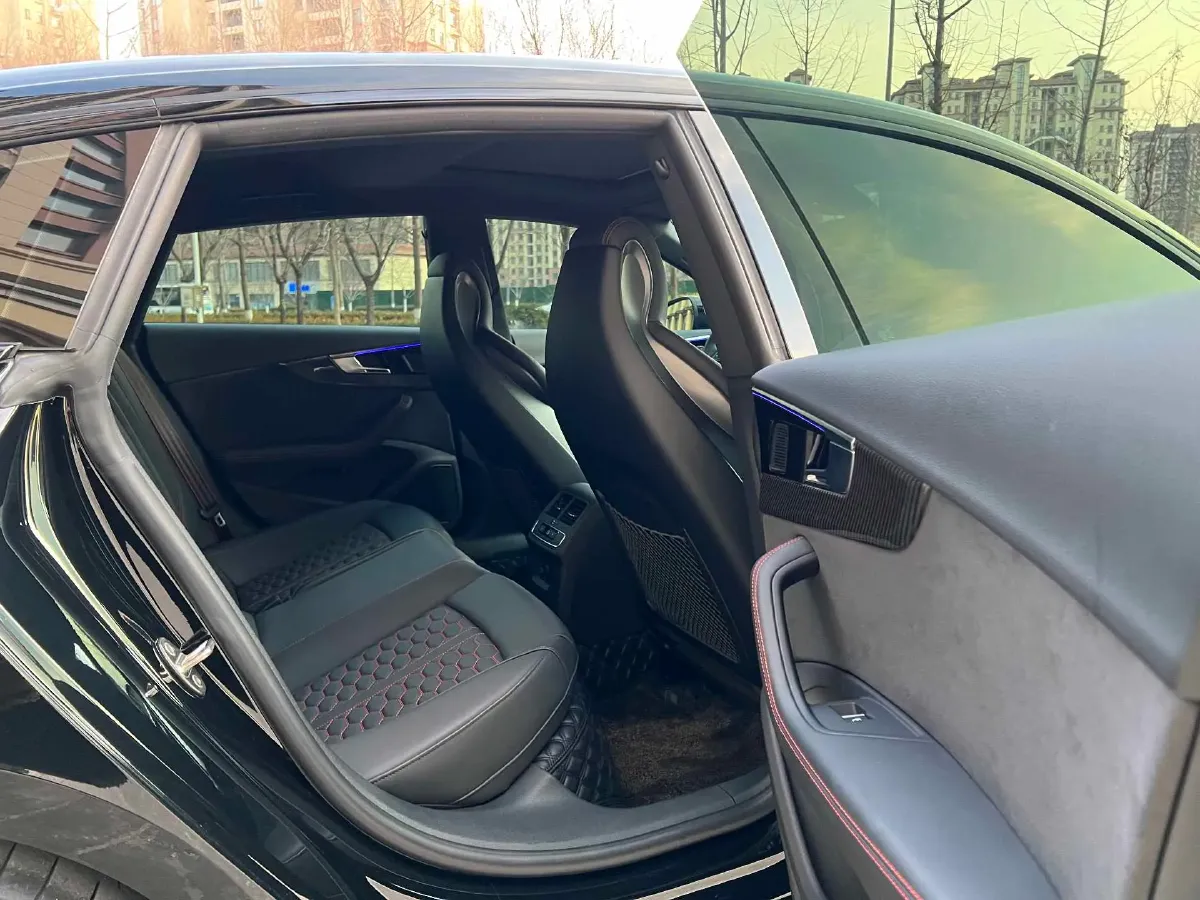 2022 Audi RS 5 2.9T 450HP V6 8AT,autocango,china used car exporter,china ev exporter,chinese used car exporter,chinese used ev exporter