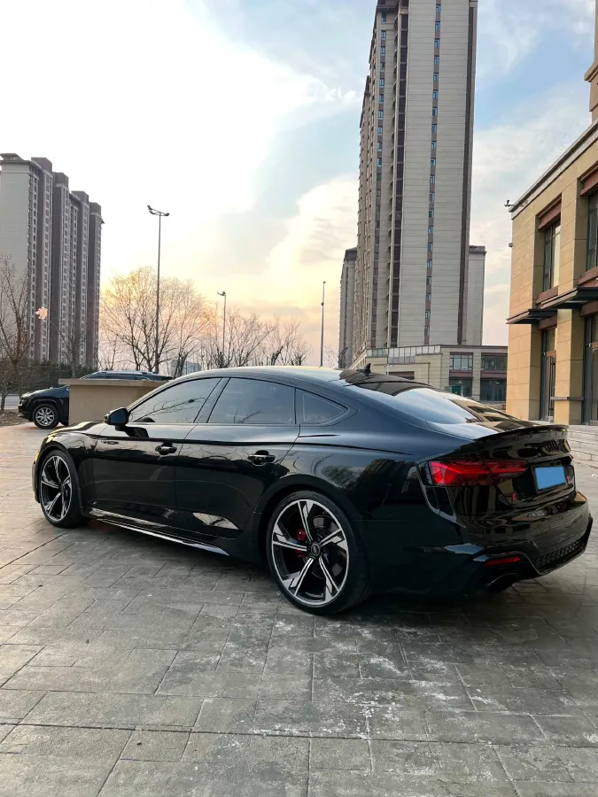 2022 Audi RS 5 2.9T 450HP V6 8AT,autocango,china used car exporter,china ev exporter,chinese used car exporter,chinese used ev exporter